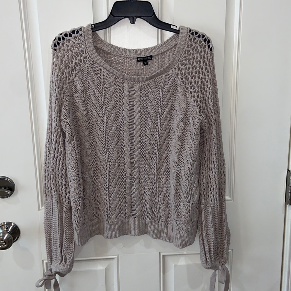 Express off the shoulder top size small